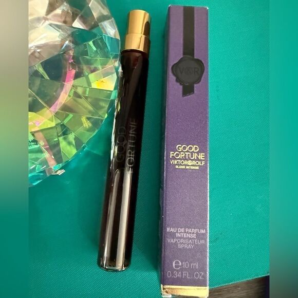 Viktor & Rolf Good Fortune Elixir Intense Eau de Parfum – Travel Spray 10ml - Picture 5 of 17